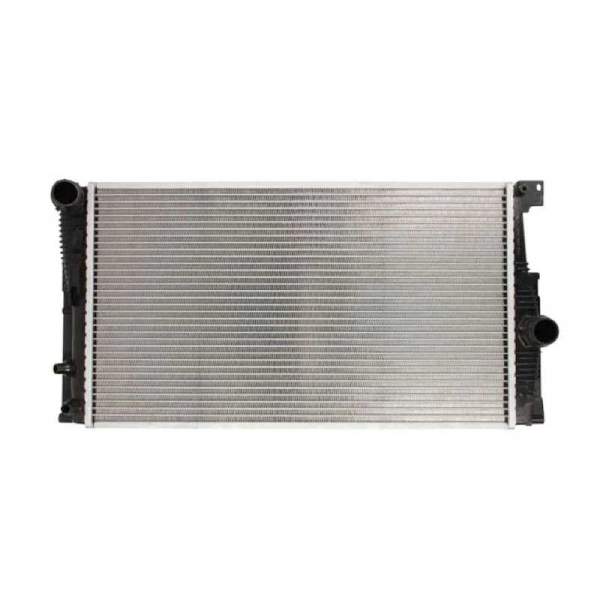 تصویر محصول رادیاتور آب بی ام و سری 5 سدان 520i سال 2013